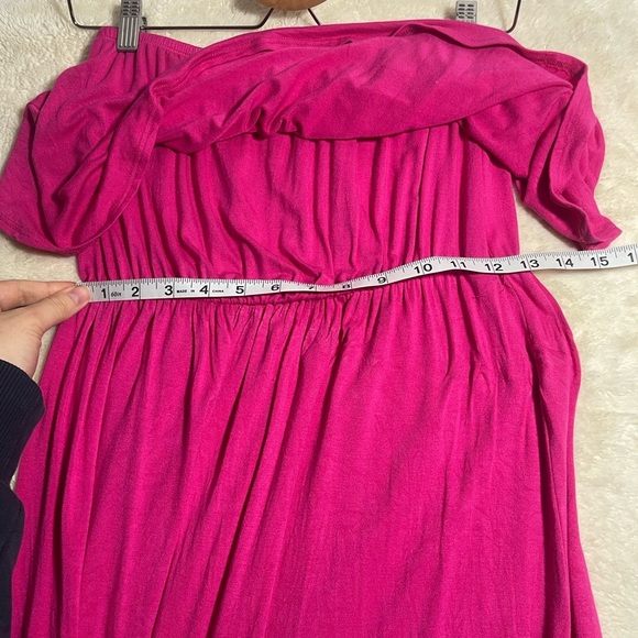 Elegant Pink Maxi Dress - Picture 6 of 7